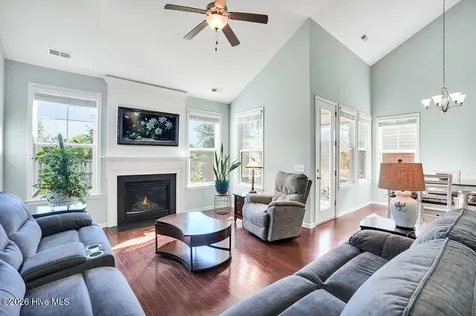 633 Steele Loop Wilmington NC 28411