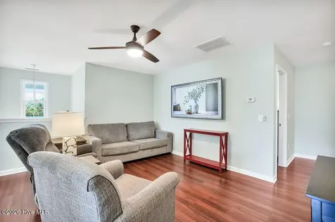 633 Steele Loop Wilmington NC 28411