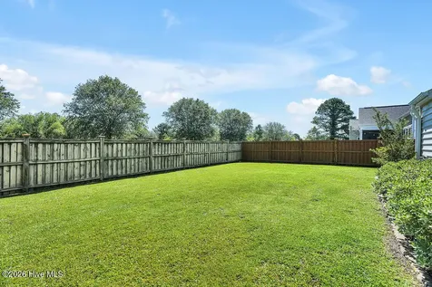 633 Steele Loop Wilmington NC 28411