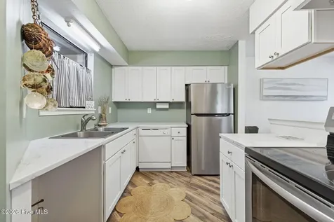732 Azalea Drive Hampstead NC 28443