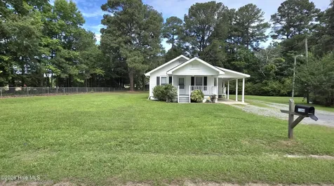 11246 Highway 301 S Four Oaks NC 27524