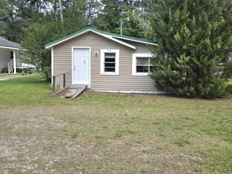 11246 Highway 301 S Four Oaks NC 27524