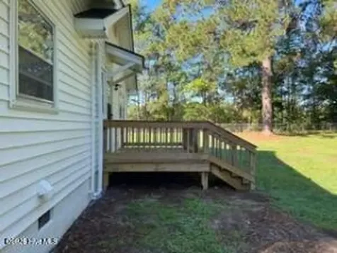 11246 Highway 301 S Four Oaks NC 27524