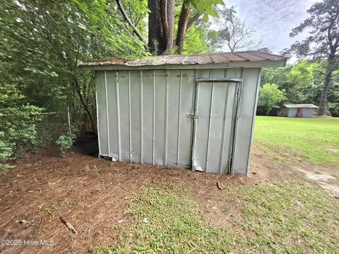 11246 Highway 301 S Four Oaks NC 27524