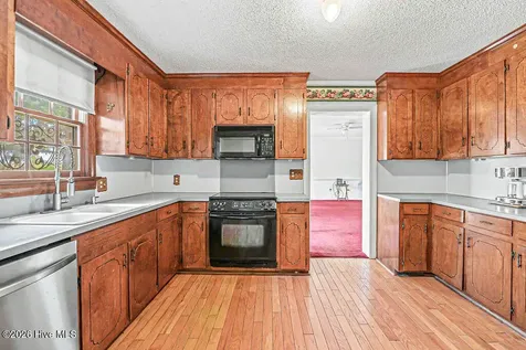 1020 Holly Creek Boulevard Williamston NC 27892