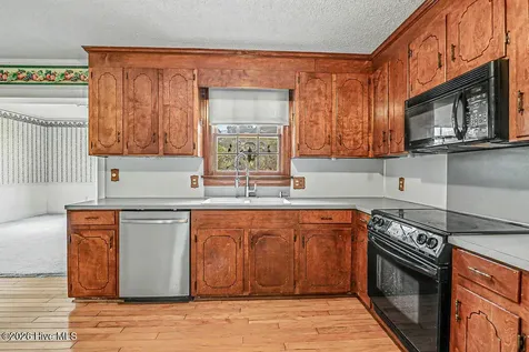 1020 Holly Creek Boulevard Williamston NC 27892
