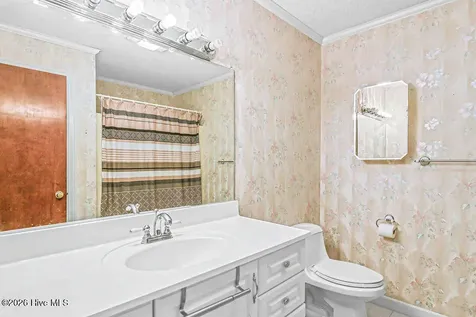 1020 Holly Creek Boulevard Williamston NC 27892