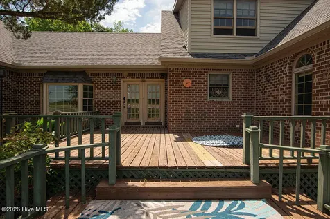 1020 Holly Creek Boulevard Williamston NC 27892