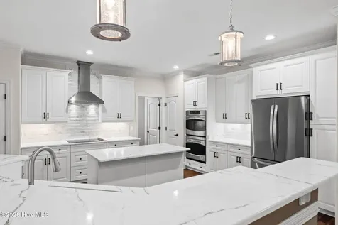 8476 Compass Pointe East Wynd NE Leland NC 28451