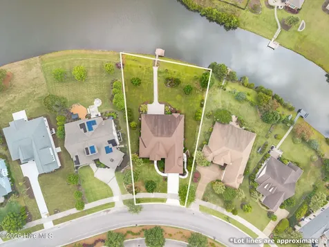 8476 Compass Pointe East Wynd NE Leland NC 28451