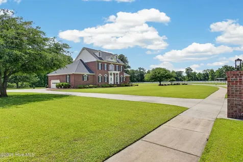 107 Grey Barn Road Jacksonville NC 28540