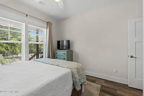 116 NE 12th Street Oak Island NC 28465