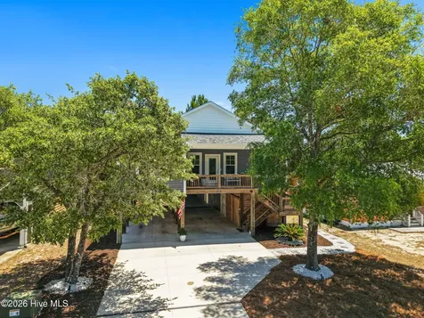 116 NE 12th Street Oak Island NC 28465