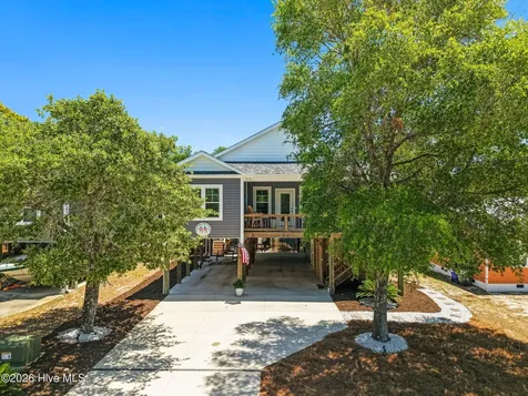 116 NE 12th Street Oak Island NC 28465