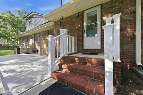 204 Piney Green Road Jacksonville NC 28546