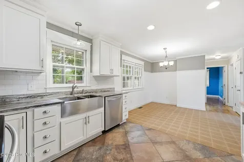 204 Piney Green Road Jacksonville NC 28546