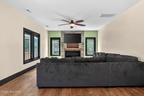 140 Old Beechtree Lane Jacksonville NC 28540