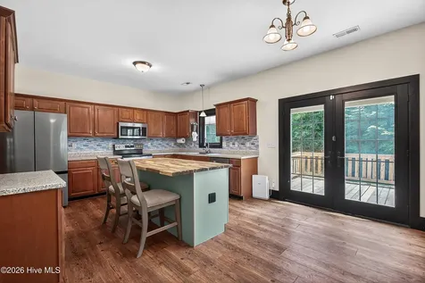 140 Old Beechtree Lane Jacksonville NC 28540