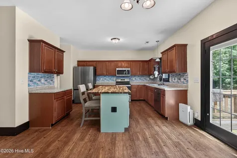 140 Old Beechtree Lane Jacksonville NC 28540