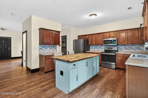 140 Old Beechtree Lane Jacksonville NC 28540