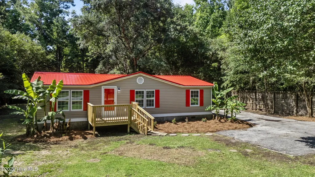 219 Lanier Avenue Rocky Point NC 28457