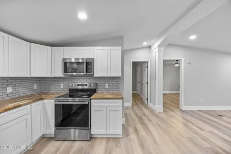 219 Lanier Avenue Rocky Point NC 28457