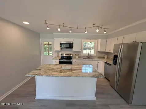 6803 Murrayville Road Wilmington NC 28411
