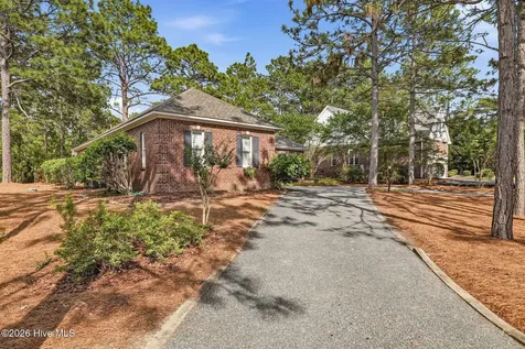 7 Riviera Drive Pinehurst NC 28374