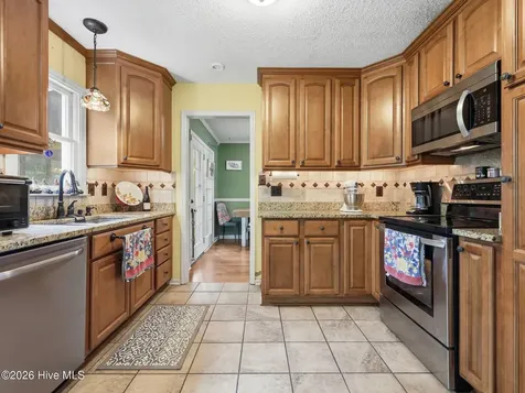 111 Sidney Lane Jacksonville NC 28540