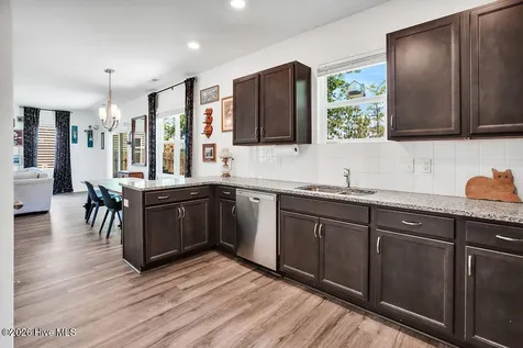 1305 Creekfront Drive Wilmington NC 28401