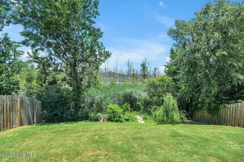 1305 Creekfront Drive Wilmington NC 28401