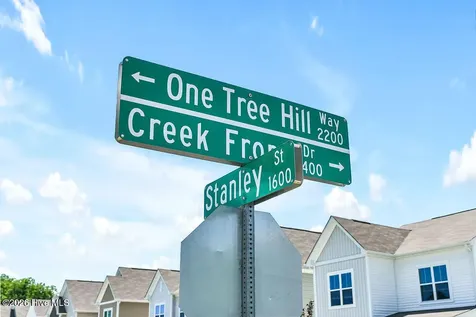 1305 Creekfront Drive Wilmington NC 28401