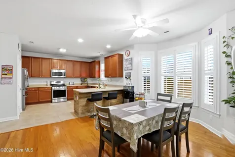 102 Kingswood Court Jacksonville NC 28546