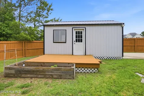 102 Kingswood Court Jacksonville NC 28546