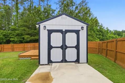 102 Kingswood Court Jacksonville NC 28546