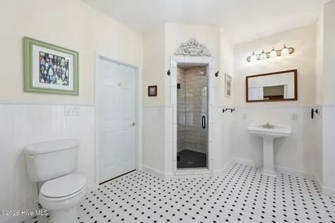 121 Sabre Point Drive Bath NC 27808