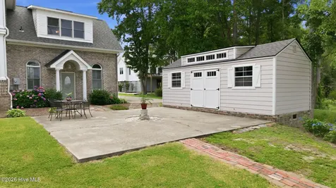 121 Sabre Point Drive Bath NC 27808