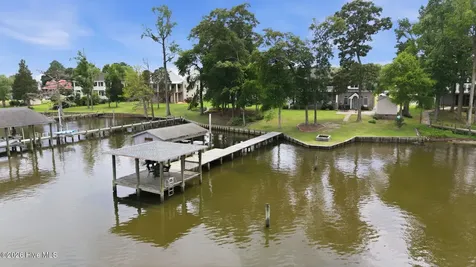 121 Sabre Point Drive Bath NC 27808