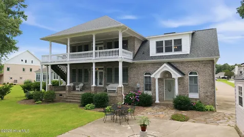 121 Sabre Point Drive Bath NC 27808