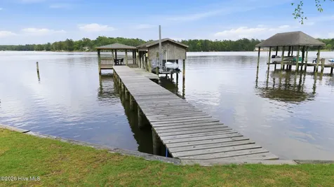 121 Sabre Point Drive Bath NC 27808