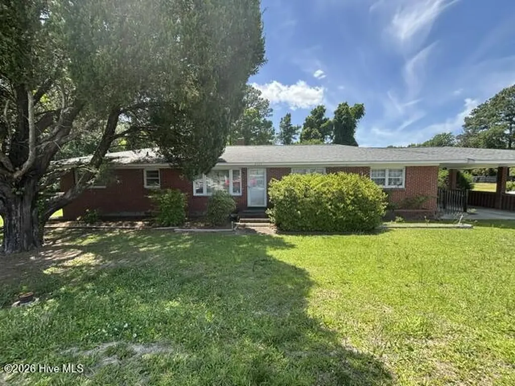 2534 Piney Green Road Midway Park NC 28544