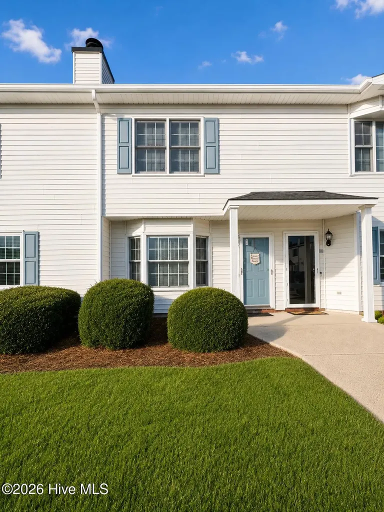 1115 Grovemont Drive Greenville NC 27834