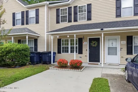 105 Pisgah Court Jacksonville NC 28546