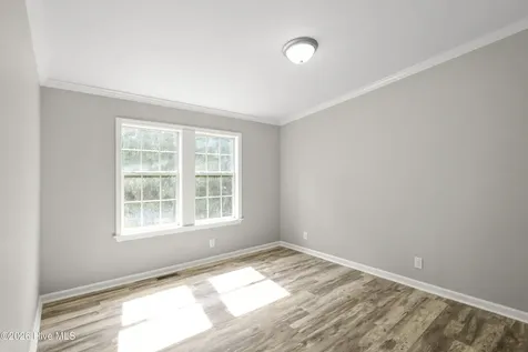 108 Madelyn Drive Richlands NC 28574