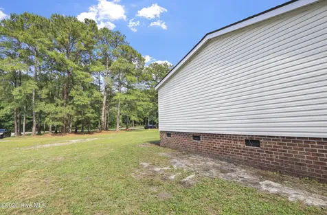 108 Madelyn Drive Richlands NC 28574