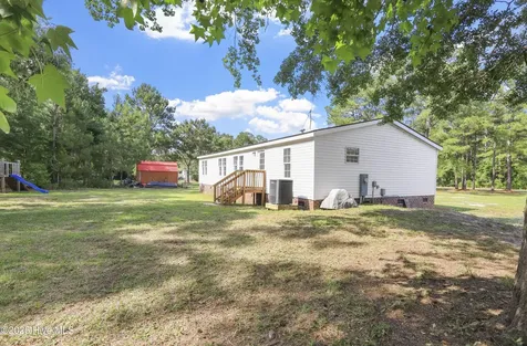 108 Madelyn Drive Richlands NC 28574