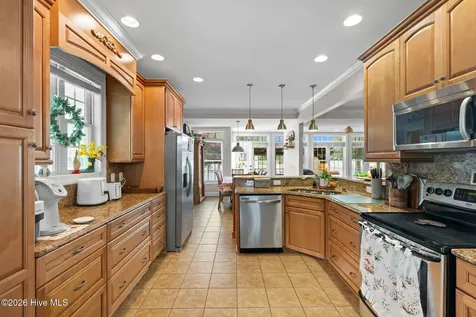 832 S Shore Drive Southport NC 28461