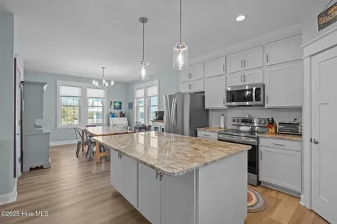 310 Lord Berkeley Drive Emerald Isle NC 28594