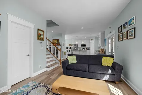 310 Lord Berkeley Drive Emerald Isle NC 28594