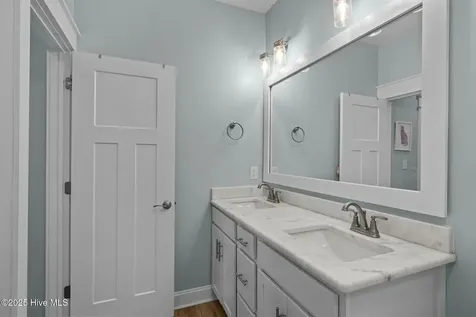 310 Lord Berkeley Drive Emerald Isle NC 28594